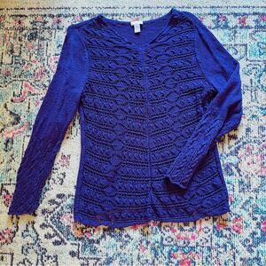 Chico’s Open-Knit Long Sleeve Sweater – Front Detail